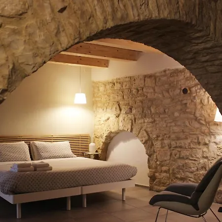 Albertario 아쿠아비바 델레 폰티